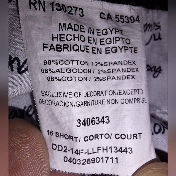 A pair of Lee Classic Fit dark green jeans in a ladies' size 16 short. - Picture 5 of 10